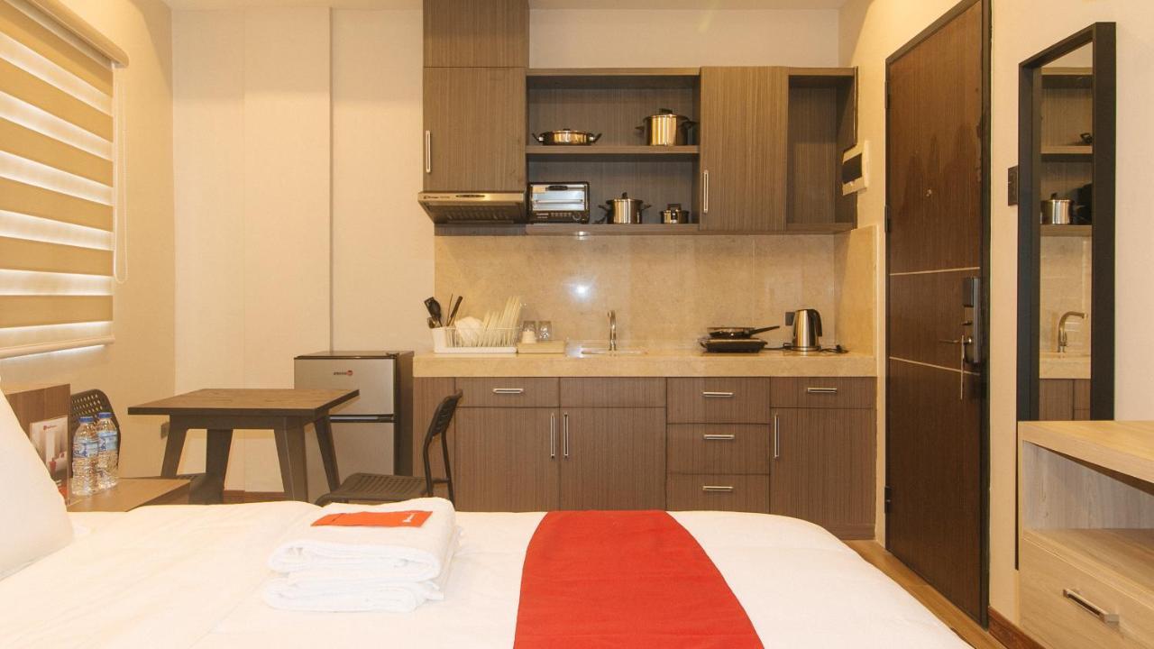 Reddoorz Plus @ Bez Tower And Residences San Juan San Juan  Exterior photo