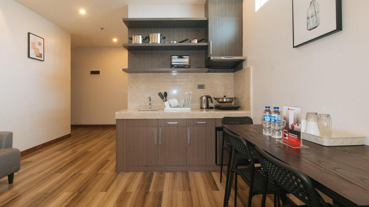 Reddoorz Plus @ Bez Tower And Residences San Juan San Juan  Exterior photo