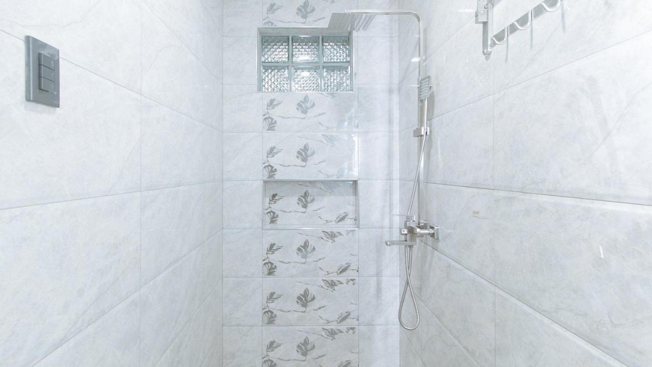 Reddoorz Plus @ Bez Tower And Residences San Juan San Juan  Exterior photo