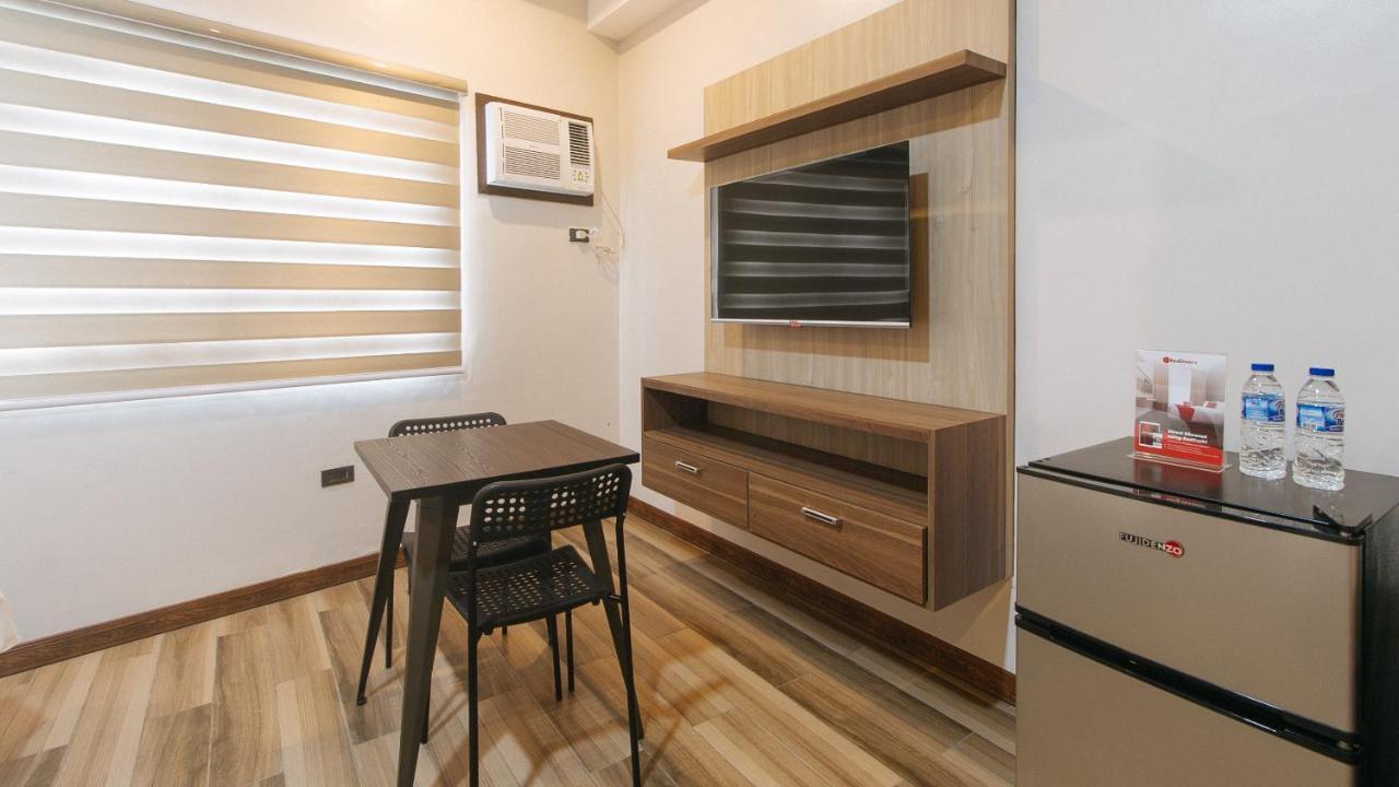 Reddoorz Plus @ Bez Tower And Residences San Juan San Juan  Exterior photo