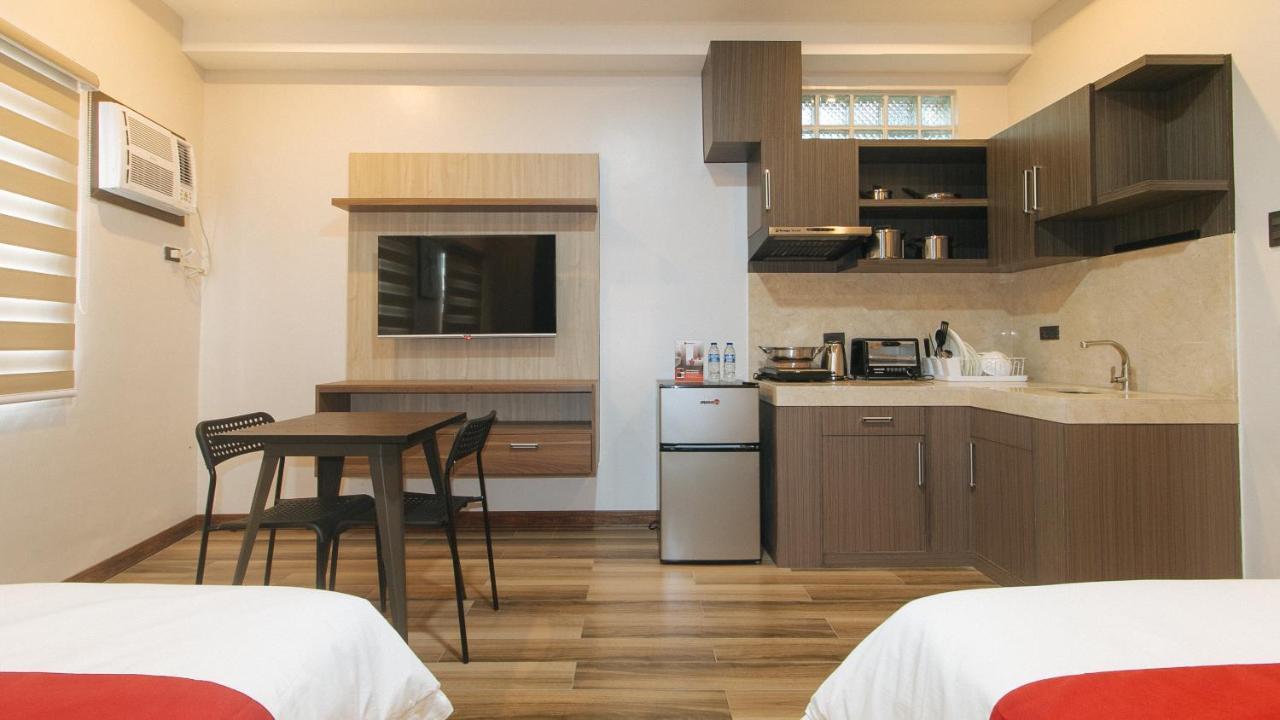Reddoorz Plus @ Bez Tower And Residences San Juan San Juan  Exterior photo