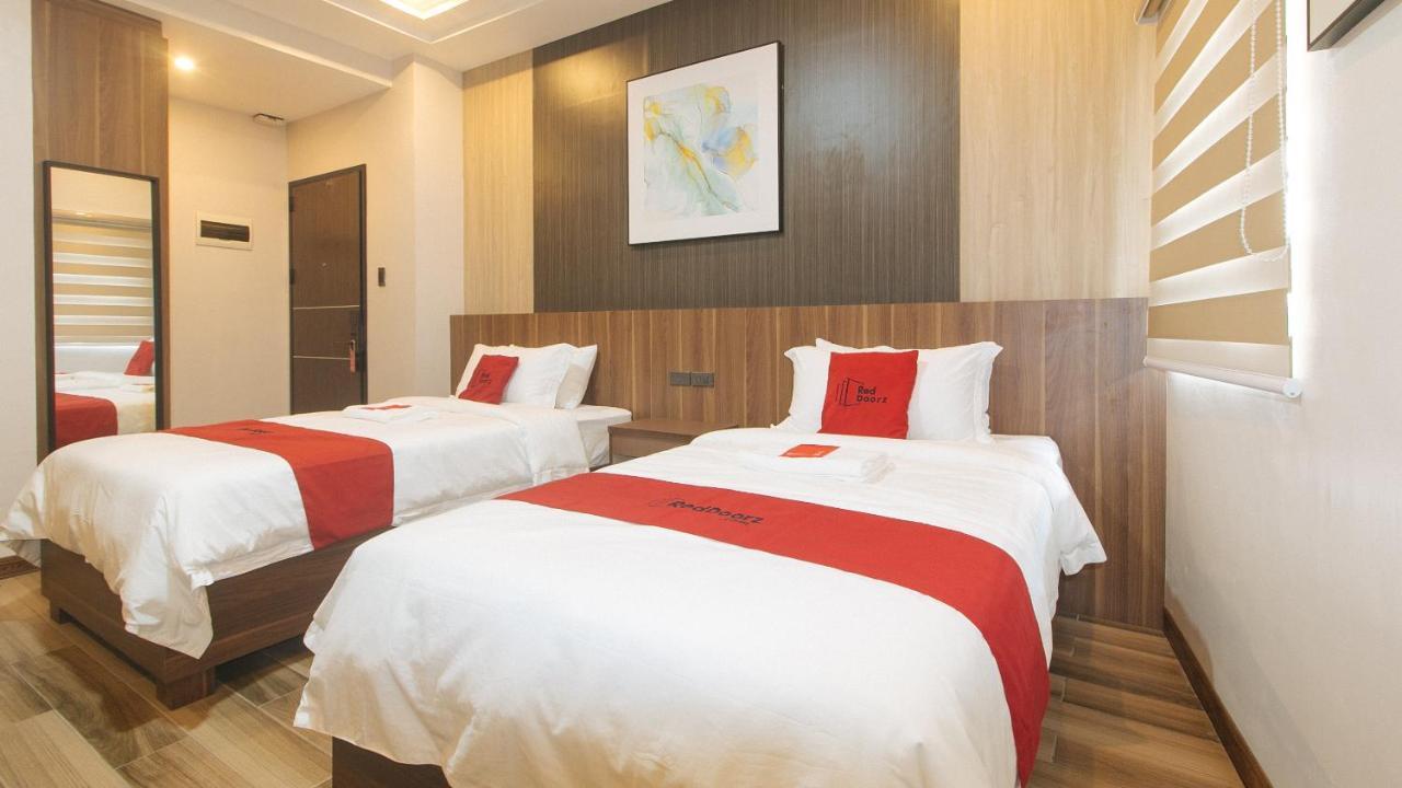 Reddoorz Plus @ Bez Tower And Residences San Juan San Juan  Exterior photo
